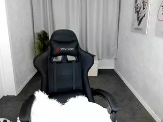 Michel1e's Live Sex Cam Show