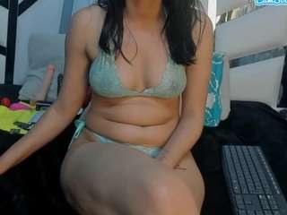 perlajohnsonrs Live Webcam on CamSoda