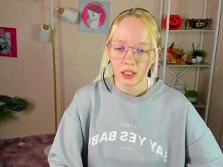  rocket-bunnyy chat room