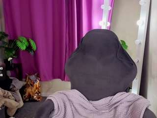 rocket-bunnyy Live Webcam on CamSoda