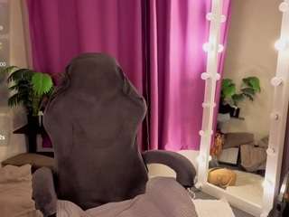 rocket-bunnyy live webcam show