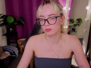Rocket live webcam show