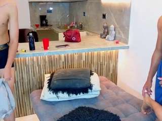 valka-dior Live Webcam on CamSoda