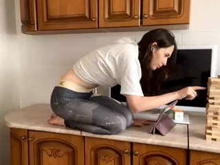 Julia's Live Sex Cam Show