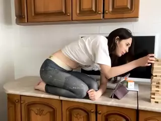 Julia's Live Sex Cam Show