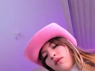 Anyeliic's Live Sex Cam Show