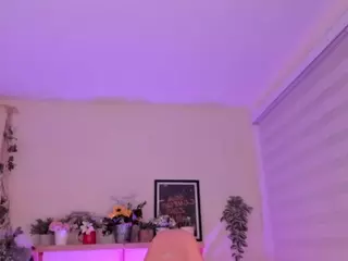 Anyeliic's Live Sex Cam Show
