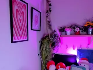 Anyeliic's Live Sex Cam Show