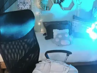 Anyeliic's Live Sex Cam Show