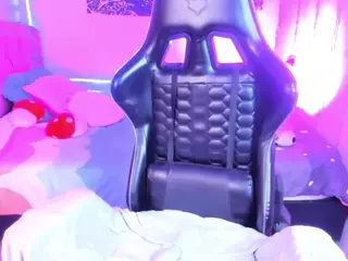 Anyeliic's Live Sex Cam Show