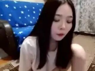 EdithaBenskin's Live Sex Cam Show