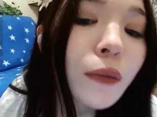 EdithaBenskin's Live Sex Cam Show