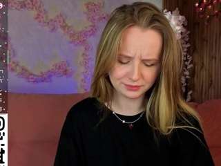 evelyn-limi's CamSoda show and profile