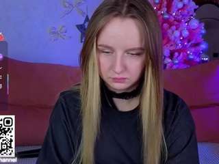 evelyn-limi's CamSoda show and profile