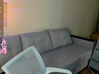 evelyn-limi's CamSoda show and profile