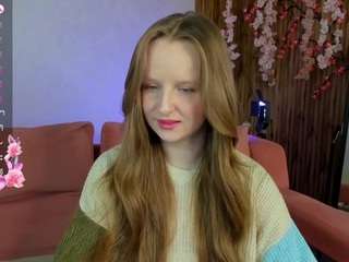 evelyn-limi from CamSoda is Freechat