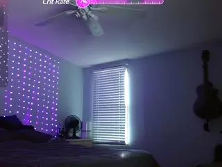 guitarchikk's Live Sex Cam Show