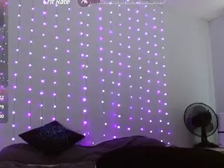 guitarchikk's Live Sex Cam Show