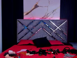 Issaafox's Live Sex Cam Show