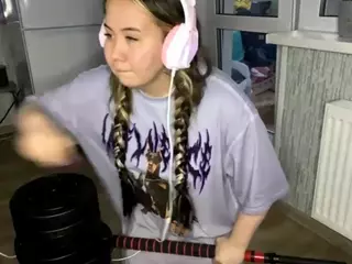 MarianGreaves's Live Sex Cam Show
