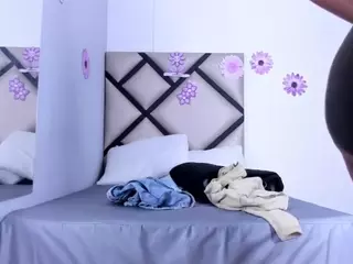 Roxiannys-nieves's Live Sex Cam Show