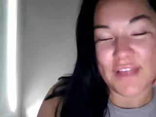 sweetheartgia's Live Sex Cam Show
