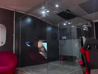 Zhaavia's Live Sex Cam Show