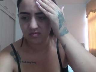  anthonelaaqueen chat room