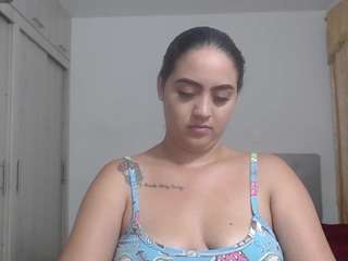  anthonelaaqueen chat room