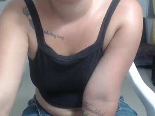  anthonelaaqueen chat room