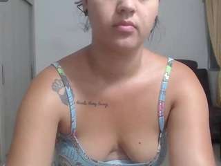  anthonelaaqueen chat room