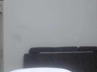 anthonelaaqueen webcam