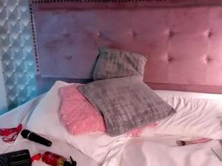 CharlotteSmithh