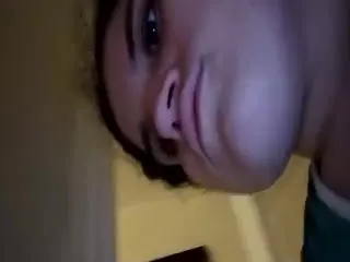 EllyG3's Live Sex Cam Show