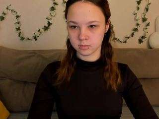 Lori live webcam on Soda Cams