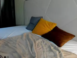 Lori-Blossom's Live Sex Cam Show