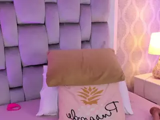meloddyparker's Live Sex Cam Show