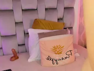 meloddyparker's Live Sex Cam Show