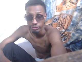 mikey-ross3 Live Webcam on CamSoda mikey-ross3 Live Webcam on CamSoda