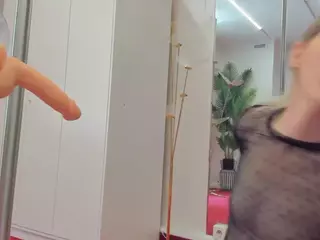 Nancy-Rose's Live Sex Cam Show