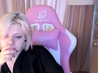 NebulaEcho's Live Sex Cam Show