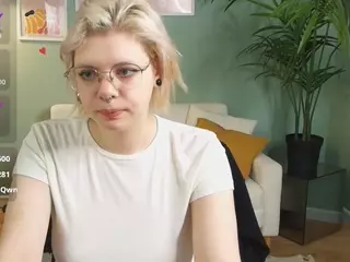 NebulaEcho's Live Sex Cam Show
