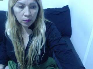 dulce-bella17 Live Webcam on CamSoda