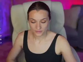 EmmySkyy's Live Sex Cam Show