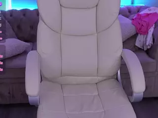 EmmySkyy's Live Sex Cam Show