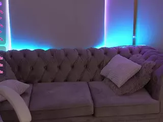 EmmySkyy's Live Sex Cam Show