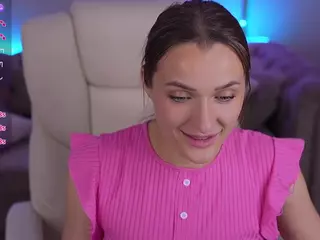 EmmySkyy's Live Sex Cam Show