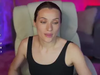 EmmySkyy's Live Sex Cam Show
