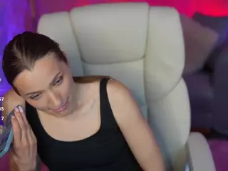 EmmySkyy's Live Sex Cam Show