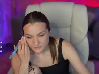 EmmySkyy's Live Sex Cam Show